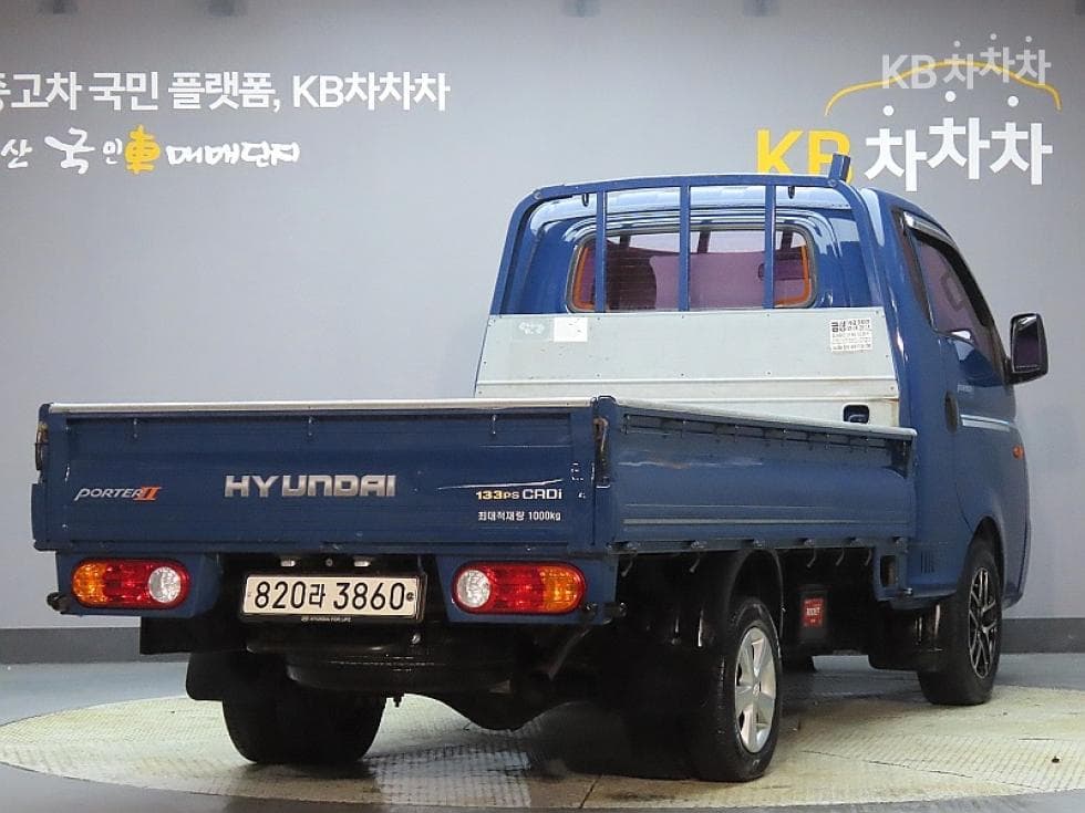 Hyundai Porter 2Extra Long Super Cab CRDi SUP High-end Type - 2