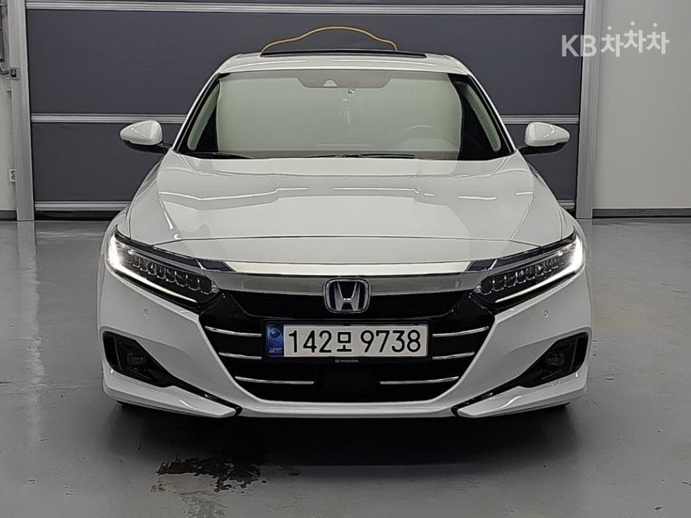 혼다 어코드 10세대Hybrid 2.0 Touring - 2