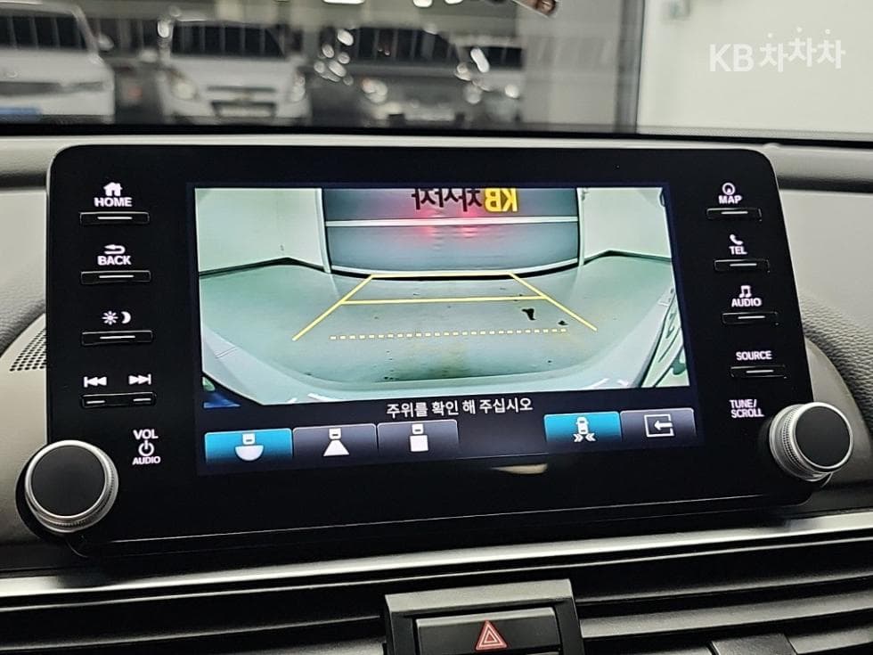 혼다 어코드 10세대Hybrid 2.0 Touring - 16