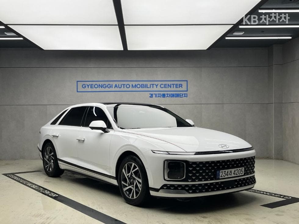 Hyundai The All New Grandeur (Azera) Hybrid 1.6 Turbo Gasoline Exclusive - Image 1