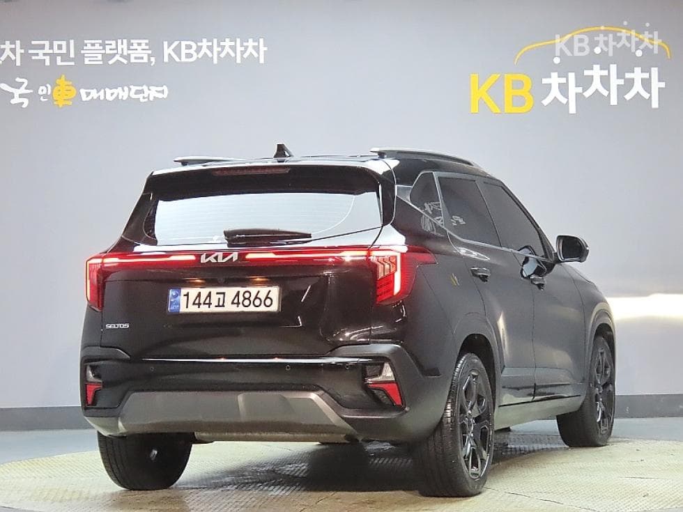 Kia Seltos1.6 Gasoline Turbo 2WD Gravity - 2
