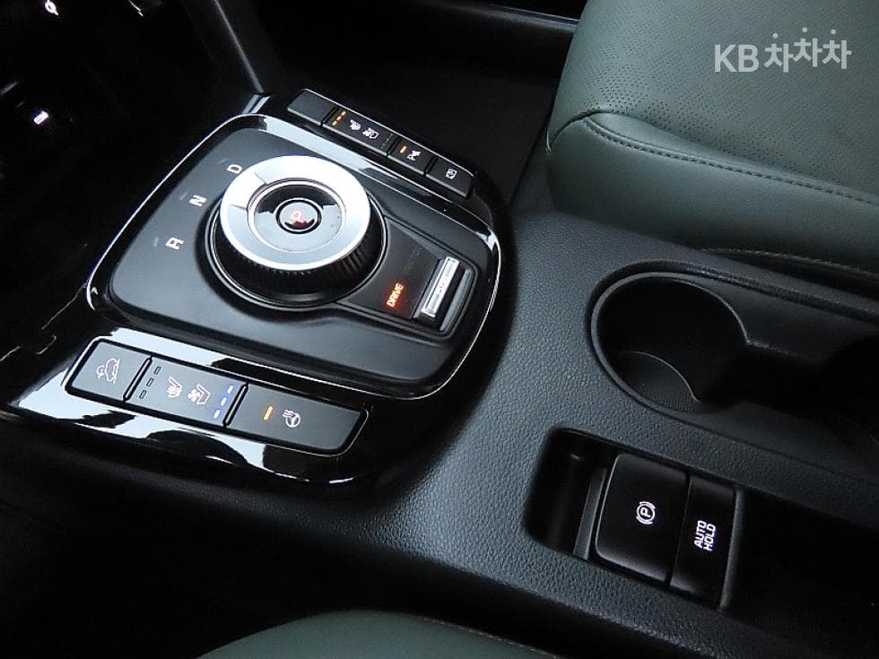 Kia Seltos1.6 Gasoline Turbo 2WD Gravity - 9