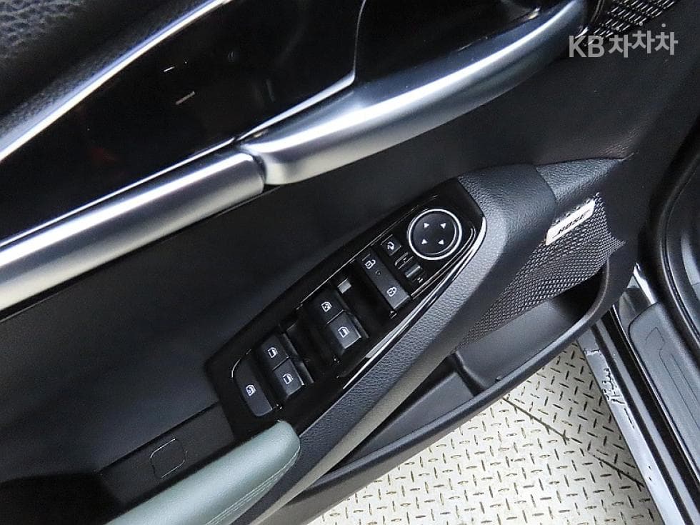 Kia Seltos1.6 Gasoline Turbo 2WD Gravity - 13