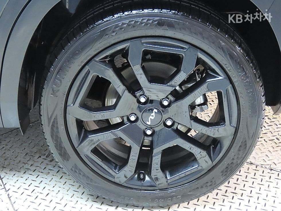 Kia Seltos1.6 Gasoline Turbo 2WD Gravity - 20
