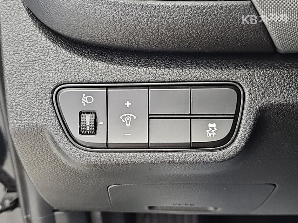Киа The New (фейслифт) Seltos(SP2)2.0 MPI 2WD Тренди - 17