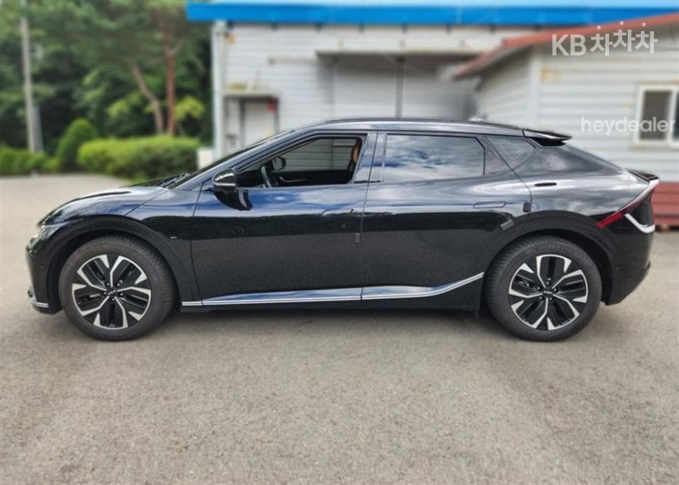 Киа EV6롱 레Местен지 2WD 어스 - 3