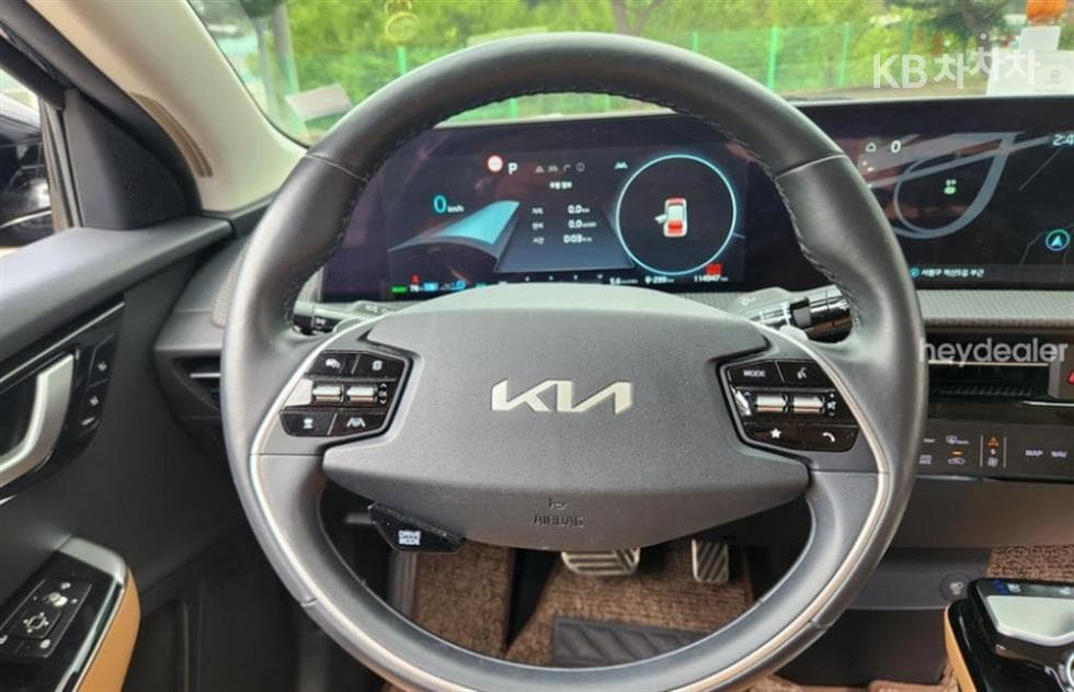 Киа EV6롱 레Местен지 2WD 어스 - 13