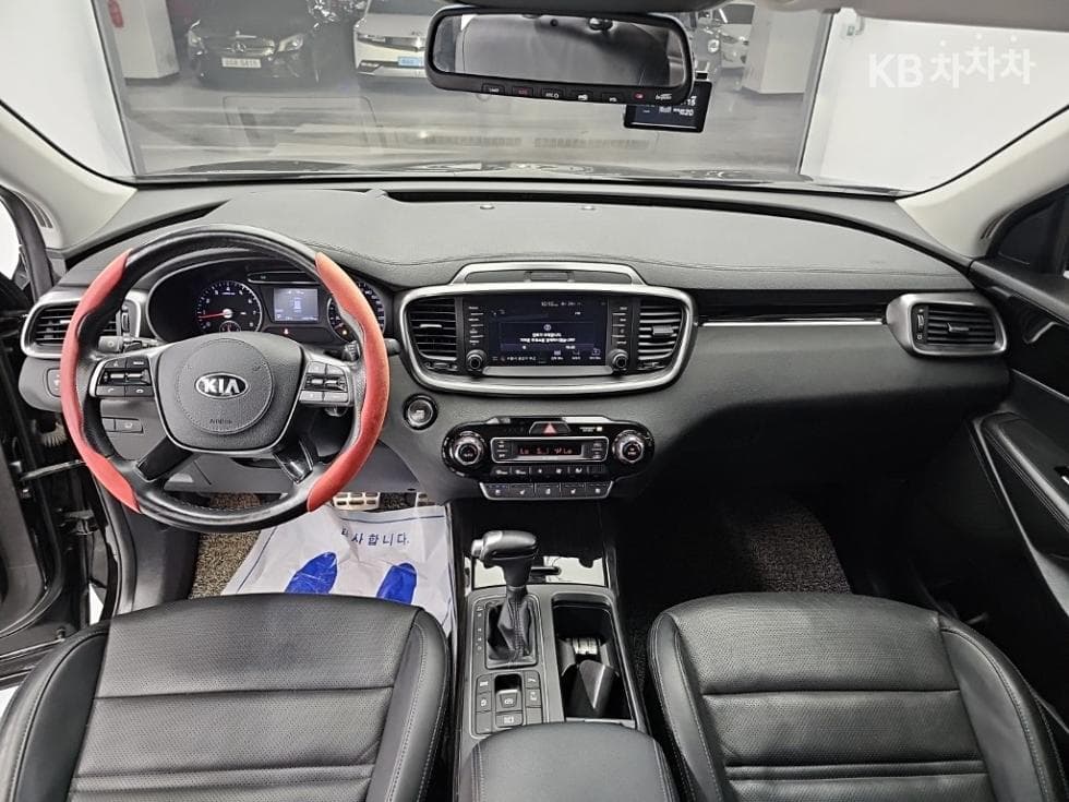 Киа The New (фейслифт) Sorento2.0 T-GDI 2WD 마스터 Специал (специален признак/издание) - 7