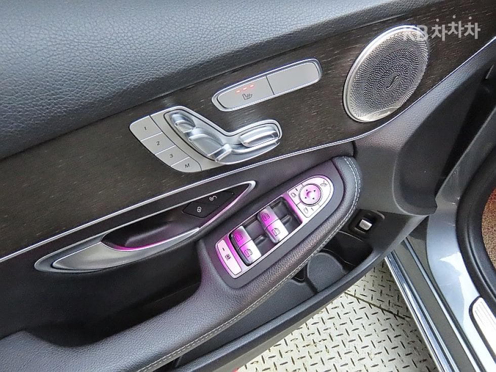 Mercedes-Benz The New (фейслифт) C-КласC220d Avantgarde W205 - 13