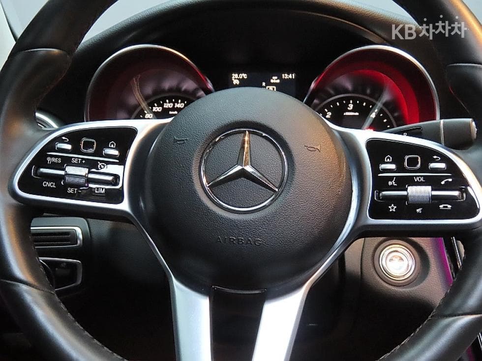 Mercedes-Benz The New (фейслифт) C-КласC220d Avantgarde W205 - 18