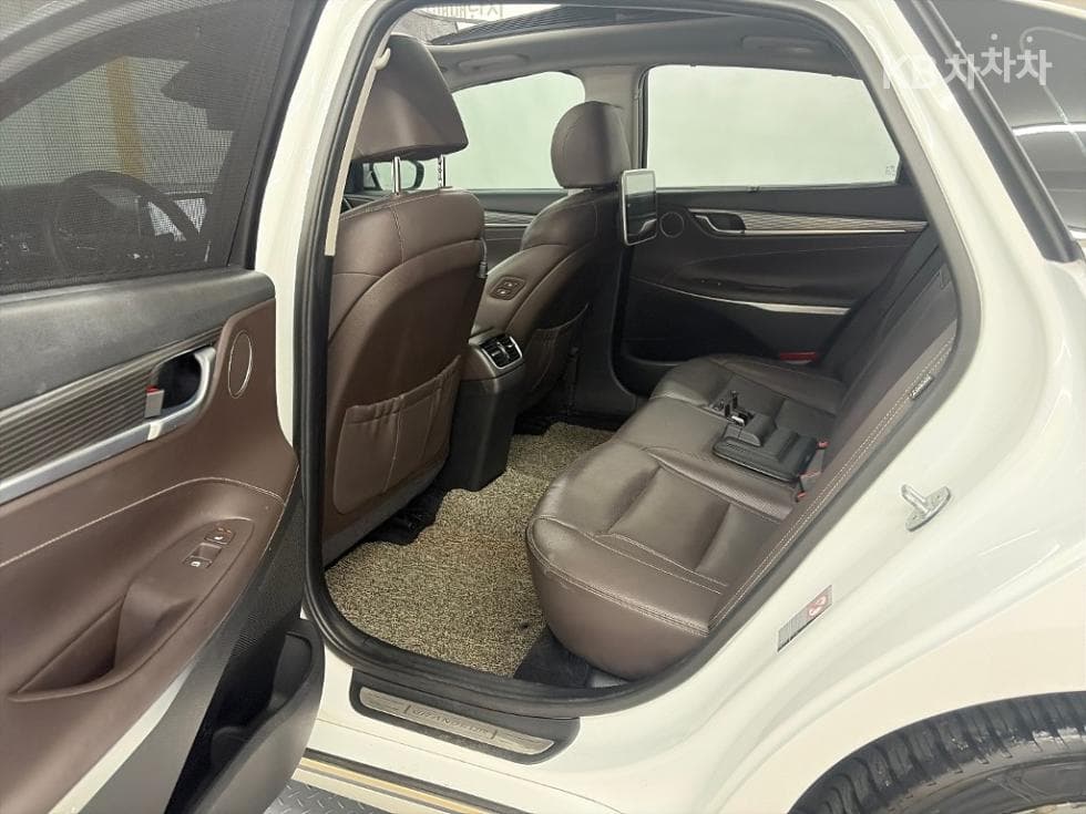 Hyundai Grandeur (Azera)IG2.4 Premium Special (special feature/edition) - 12