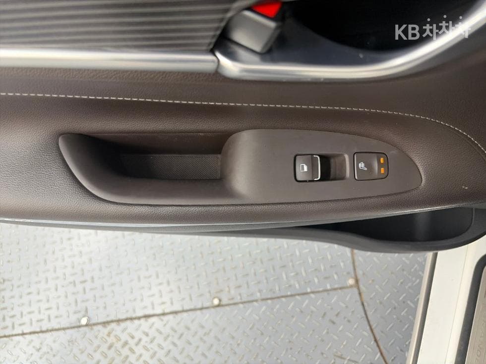 Hyundai Grandeur (Azera)IG2.4 Premium Special (special feature/edition) - 13