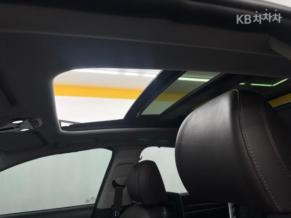 Hyundai Grandeur (Azera)IG2.4 Premium Special (special feature/edition) - 15