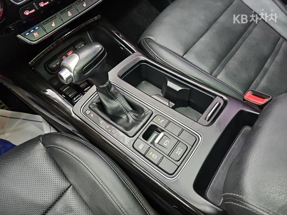 Киа The New (фейслифт) Sorento2.2 Дизел 2WD 마스터 - 8