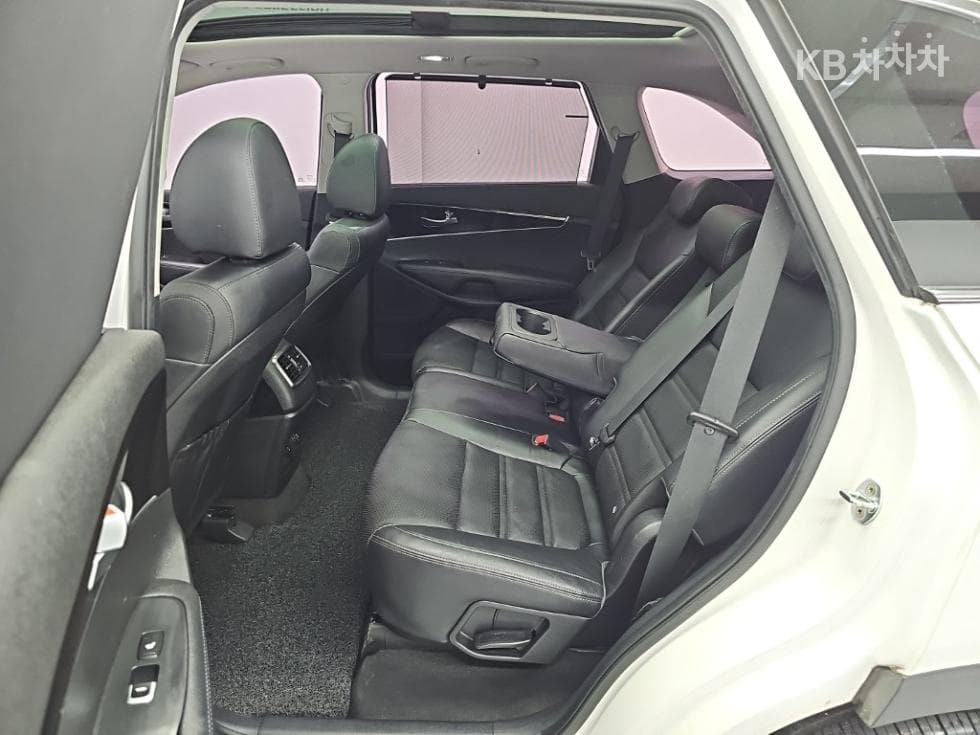 Киа The New (фейслифт) Sorento2.2 Дизел 2WD 마스터 - 12