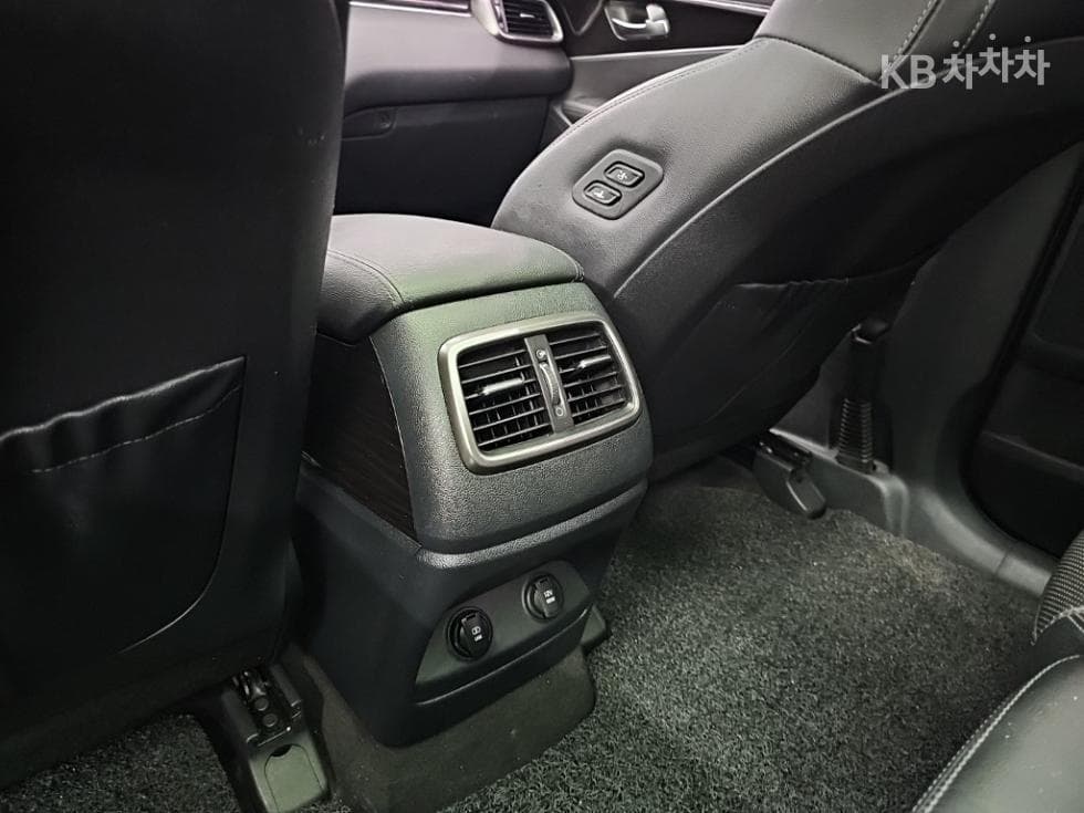 Киа The New (фейслифт) Sorento2.2 Дизел 2WD 마스터 - 14