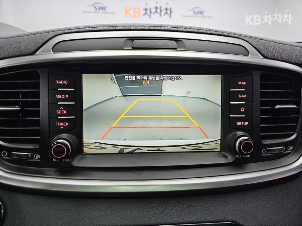 Киа The New (фейслифт) Sorento2.2 Дизел 2WD 마스터 - 17