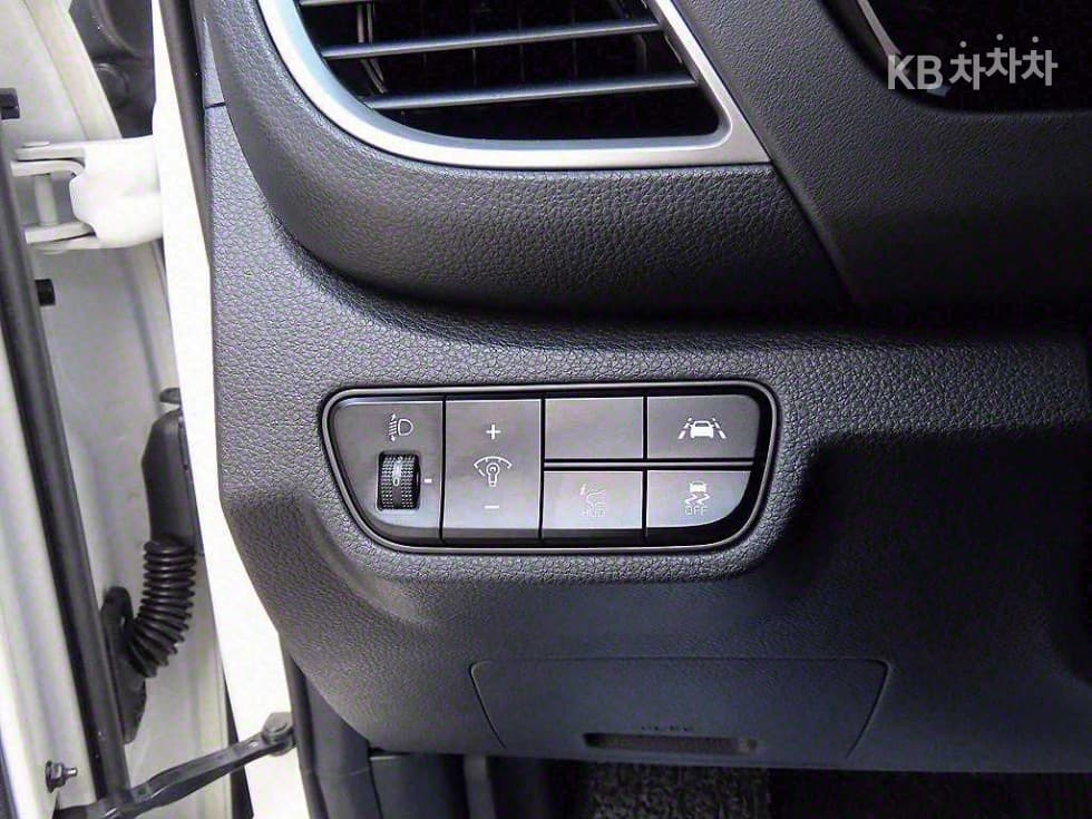 Kia Seltos1.6 Gasoline Turbo 2WD Noblesse - 12