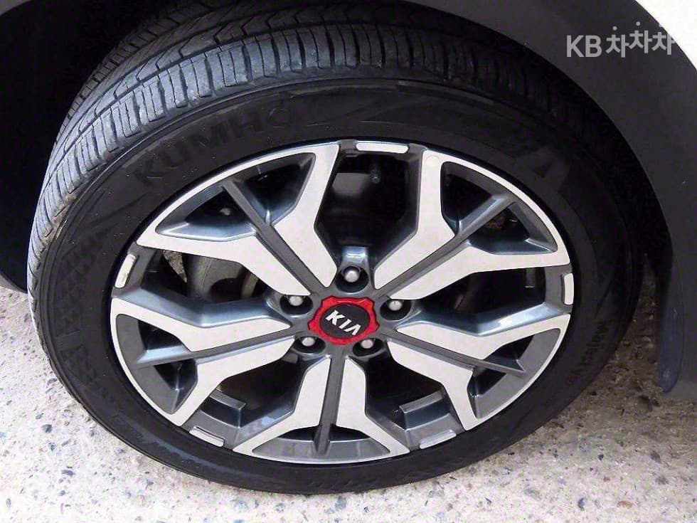 Kia Seltos1.6 Gasoline Turbo 2WD Noblesse - 20