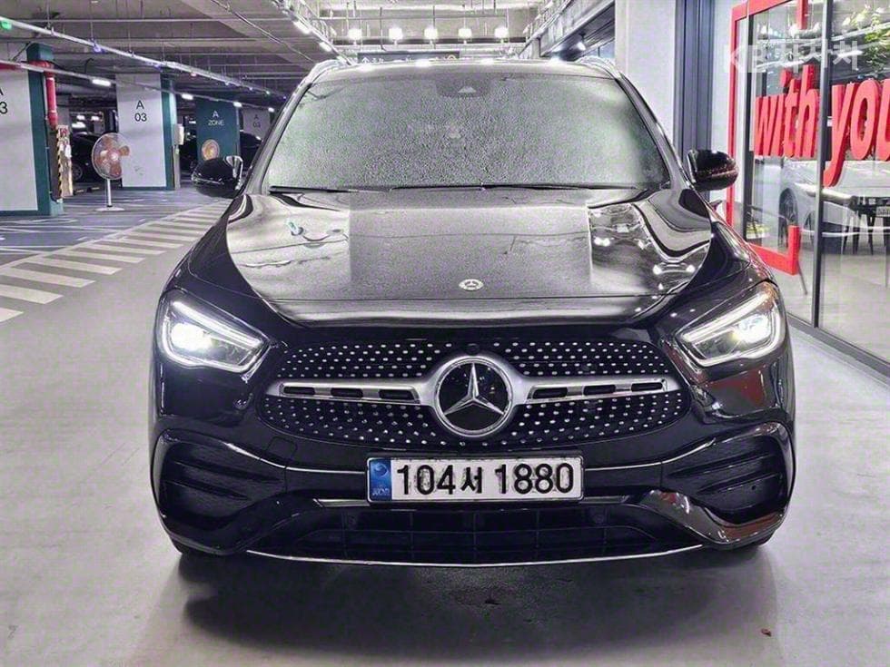 Mercedes-Benz GLA H247250 4Matic Standard - 2