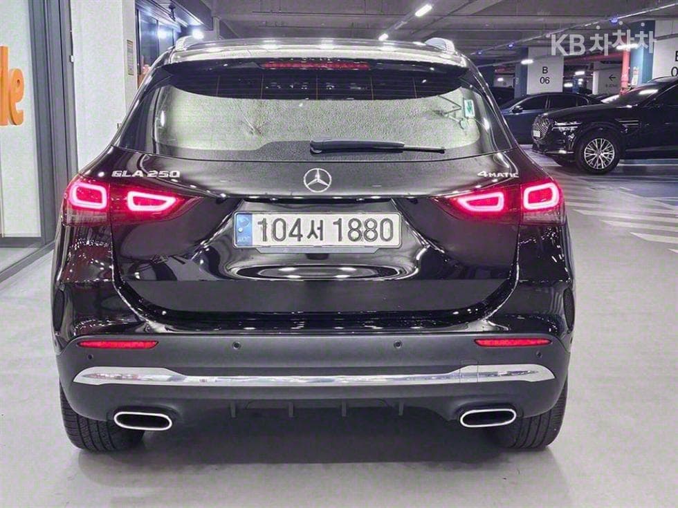 Mercedes-Benz GLA H247250 4Matic Standard - 5