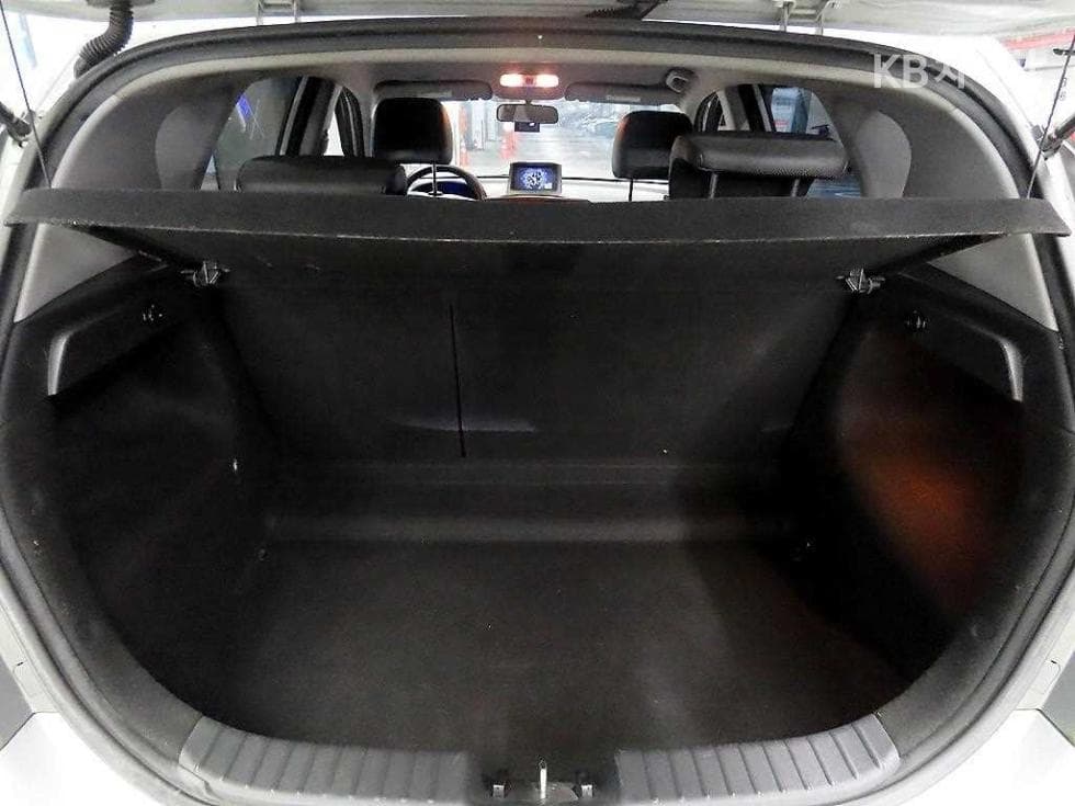 Hyundai i301.6 VVT Premier - 16