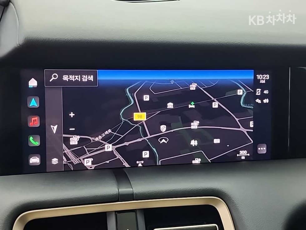 Porsche Taycan Cross Turismo4S - 11