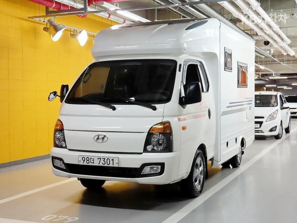 Hyundai Porter 2Camper / Camping car - 2