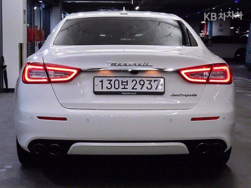 마세라티 콰트로Forte3.0 V6 그란루쏘 - 5