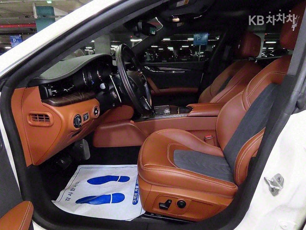 마세라티 콰트로Forte3.0 V6 그란루쏘 - 6