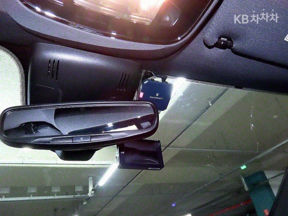 마세라티 콰트로Forte3.0 V6 그란루쏘 - 17