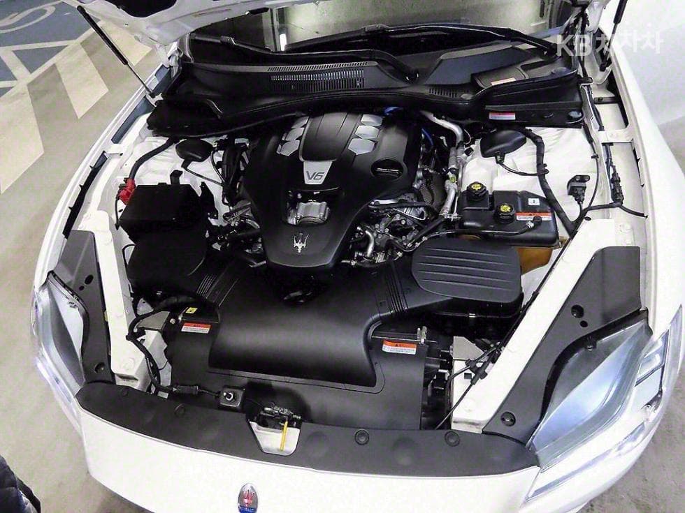 마세라티 콰트로Forte3.0 V6 그란루쏘 - 19