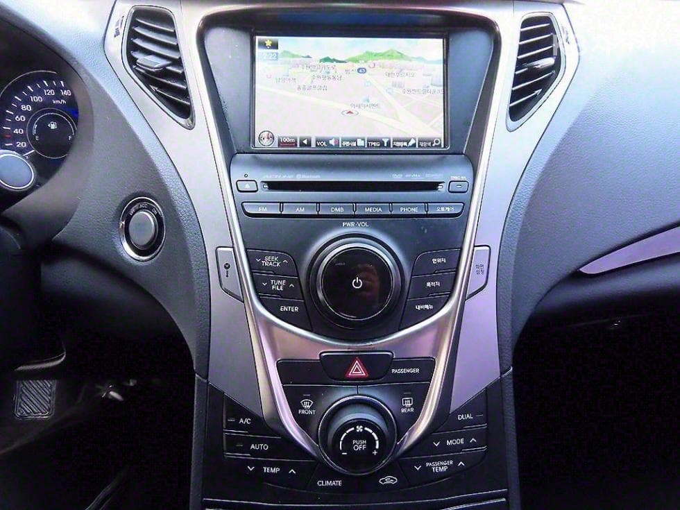 Hyundai Grandeur (Azera)HGHG300 Exclusive - 13