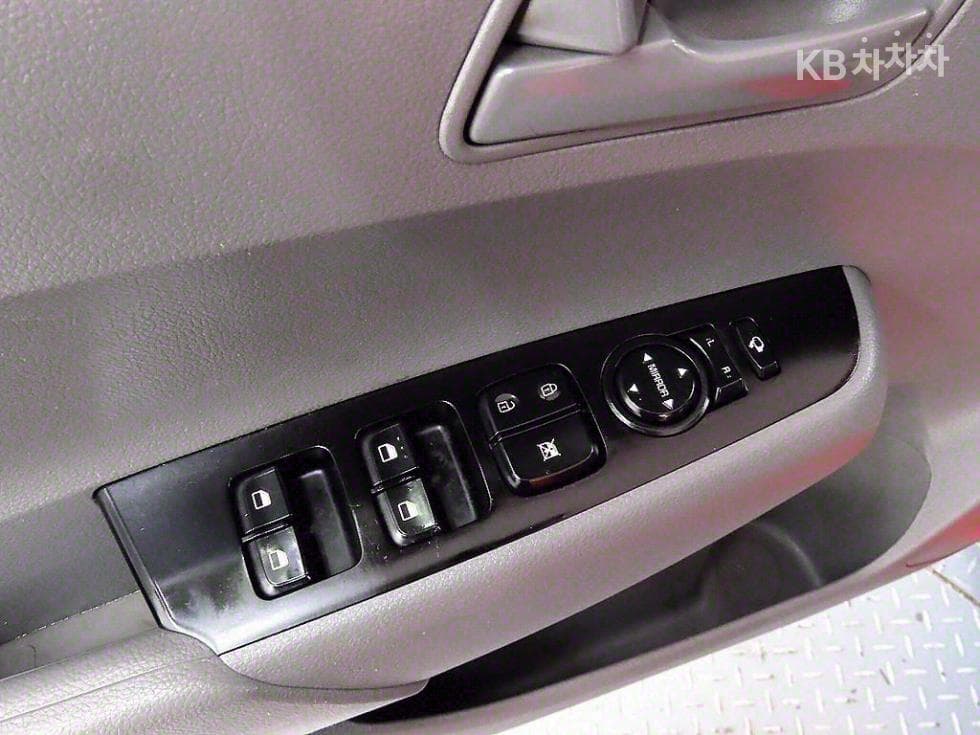 Киа Morning / Picanto 어반 Ван(JA)1.0 Бензин Ван Специал (специален признак/издание) - 12