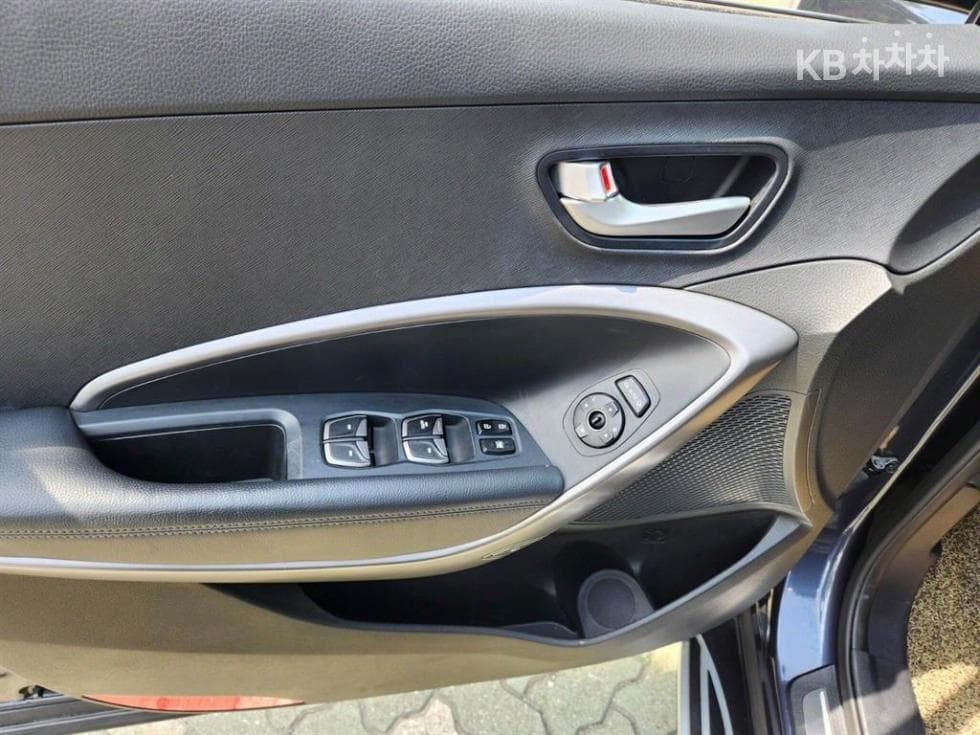 Хюндай Санта Фе DMХонда R-двигател 2.0 дизел 2WD PREMIUM Стандартен - 10