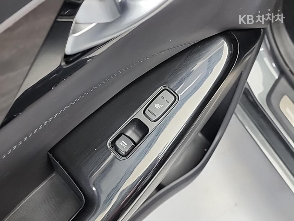 Киа K7 Premiere Хибрид2.4 HEV Noblesse - 14