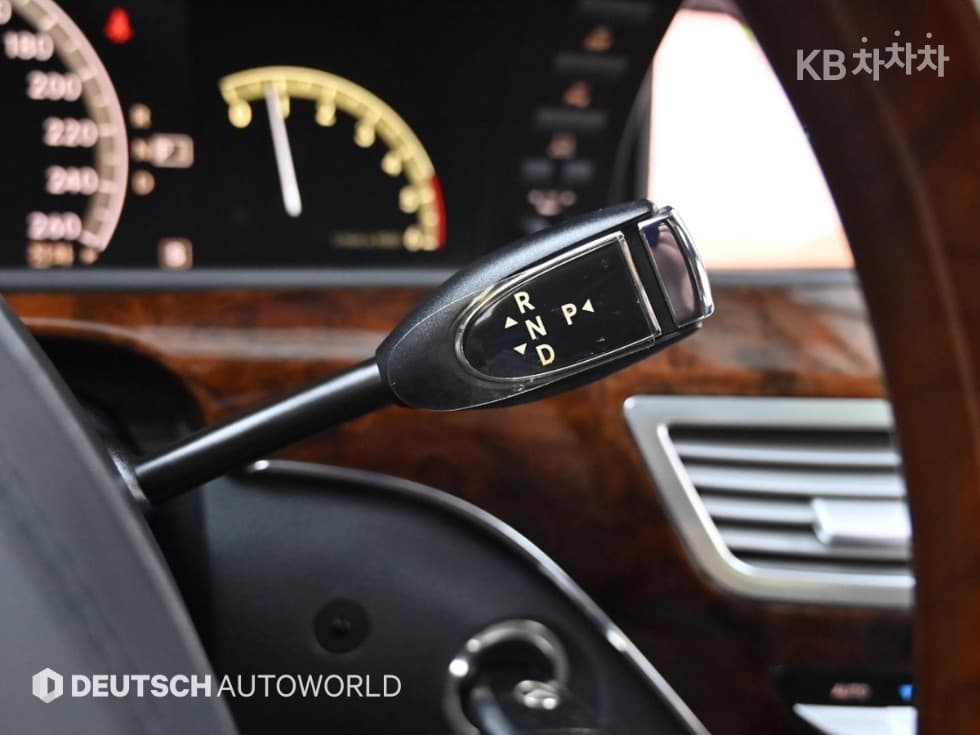 Mercedes-Benz Нов S-КласS320 CDI W221 - 9