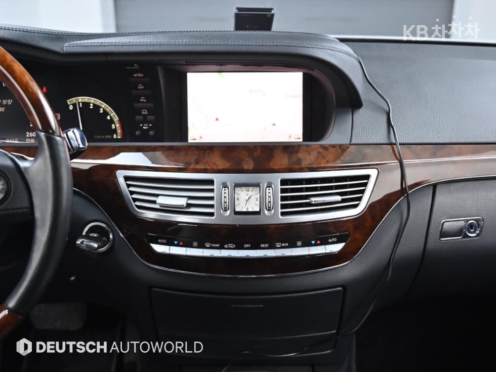 Mercedes-Benz Нов S-КласS320 CDI W221 - 14