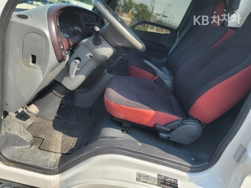 Hyundai Mighty 큐티냉장Top (Cargo)차 일반캡 - - 14
