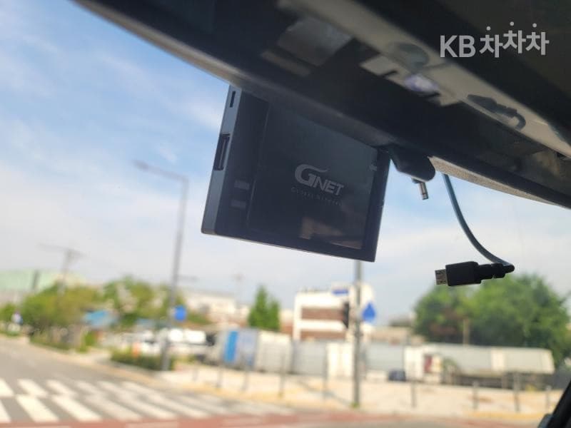 Hyundai Mighty 큐티냉장Top (Cargo)차 일반캡 - - 15