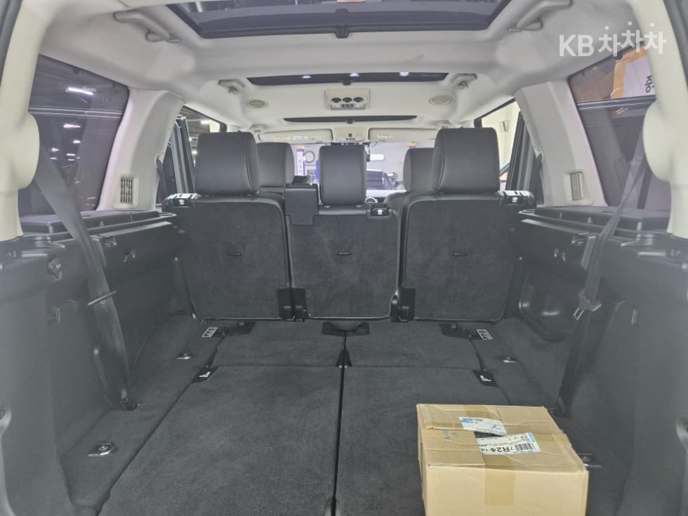 Land Rover 디스커버리43.0 SDV6 HSE Стандартен - 19