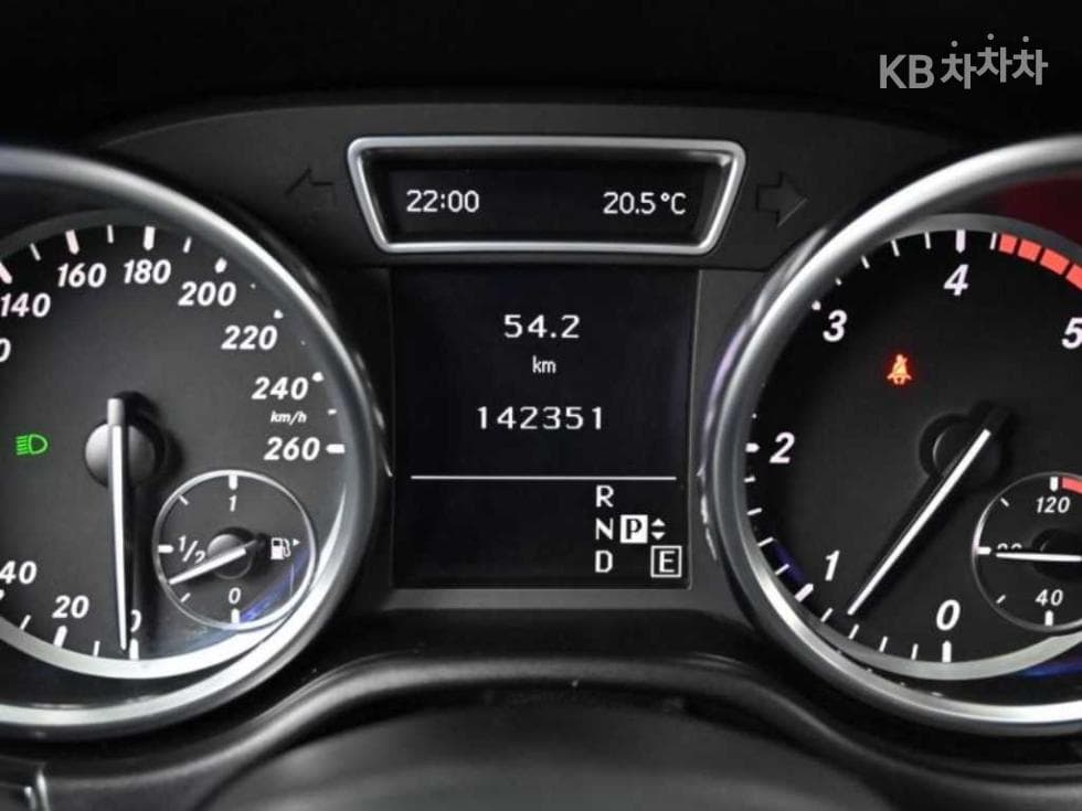 Mercedes-Benz Нов M클래스ML250 블루텍 4MATIC W166 - 8