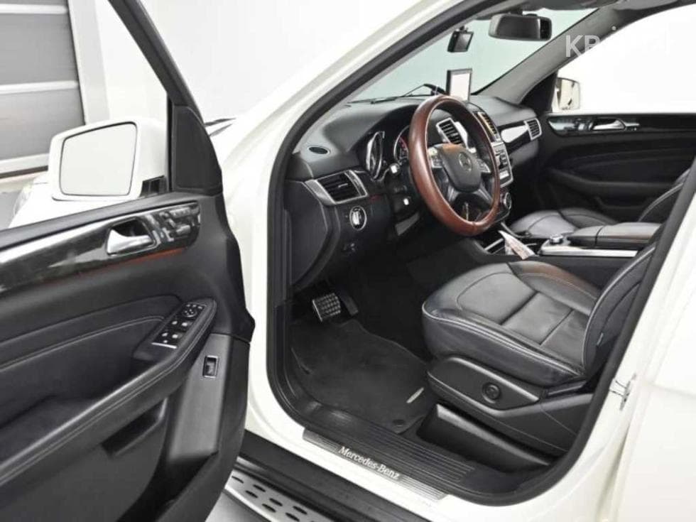 Mercedes-Benz Нов M클래스ML250 블루텍 4MATIC W166 - 11