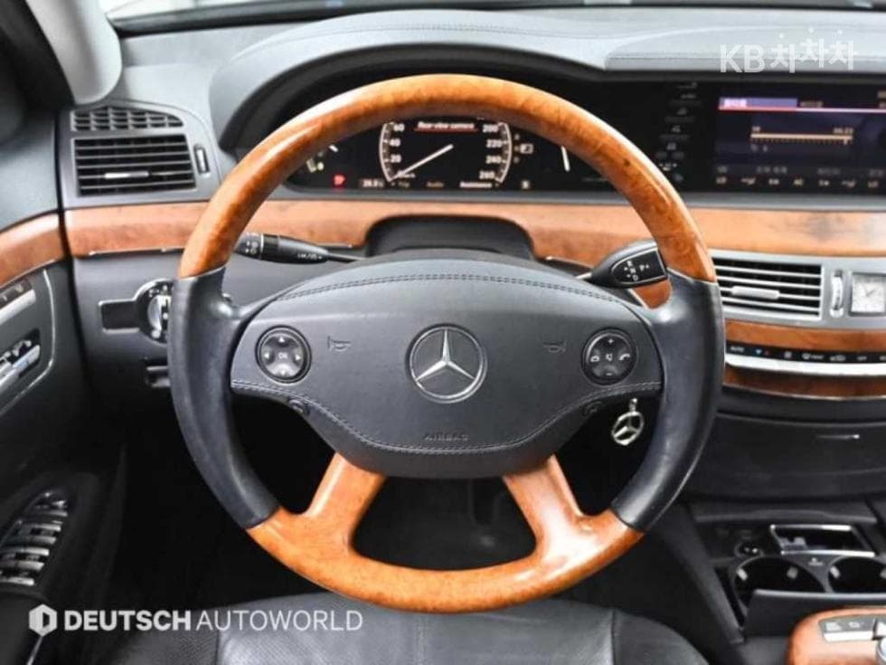 Mercedes-Benz Нов S-КласS350L W221 - 13