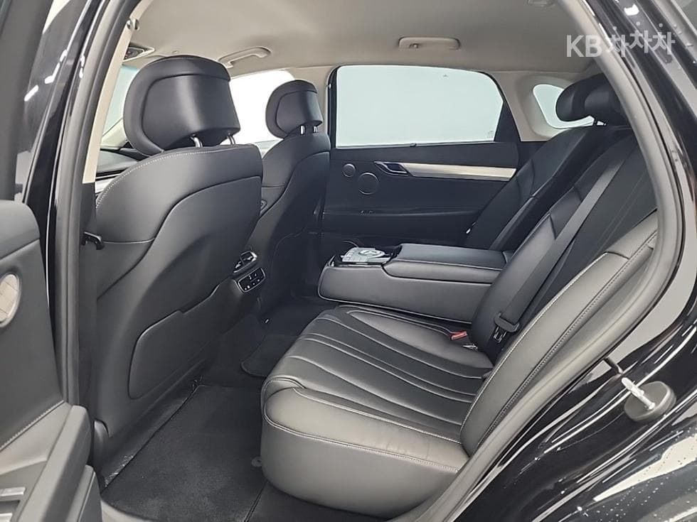 Дженезис ELECTRIFIED G80EV Стандартен - 12