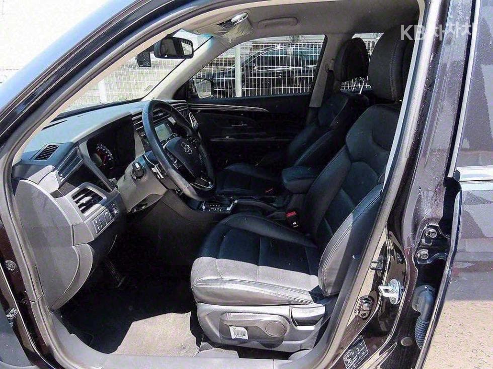 КейДжи Мобилити 뷰티플 코란도1.5 GDi Turbo 2WD C5 - 5