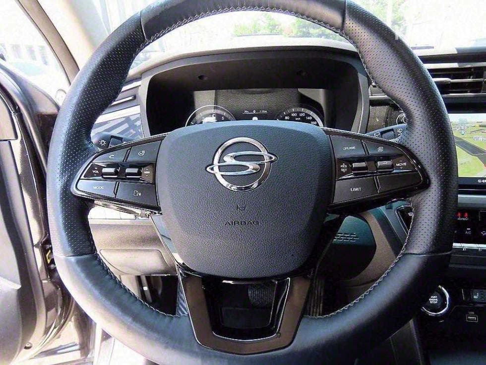 КейДжи Мобилити 뷰티플 코란도1.5 GDi Turbo 2WD C5 - 8