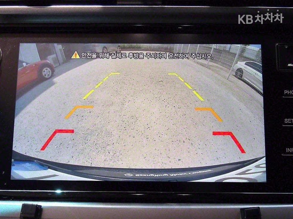 КейДжи Мобилити 뷰티플 코란도1.5 GDi Turbo 2WD C5 - 15