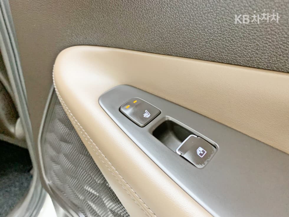 Hyundai The New (facelift) Santa Fe TMGasoline 2.5T 2WD Prestige - 21