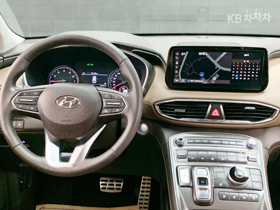 Hyundai The New (facelift) Santa Fe TMGasoline 2.5T 2WD Prestige - 11